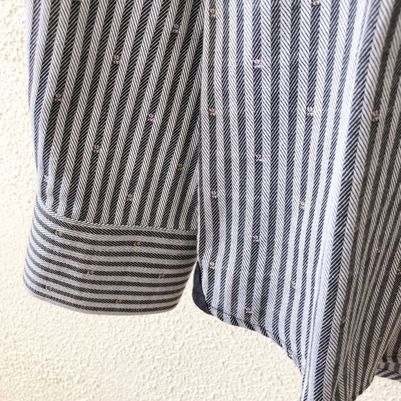 Robert Graham Striped Button-down Shirt 35 / 15.5 - Picture 3 of 4